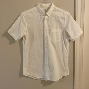 Uniqlo Men’s Medium White Button-Down